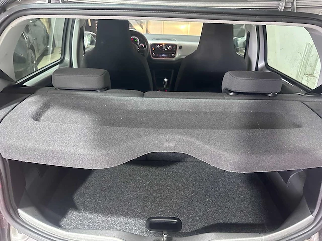 Volkswagen - up! - 1.0 groove up! automaat- n-940-xp - afbeelding 9 van  18