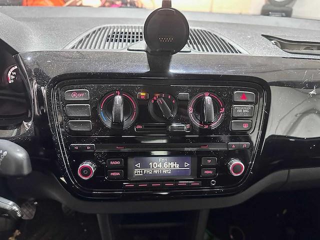 Volkswagen - up! - 1.0 move up! bluem. 11-zbv-7 - afbeelding 3 van  21