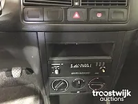 Volkswagen 1.4-16v golf 26-jt-jh - afbeelding 13 van  16