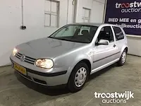 Volkswagen 1.4-16v golf 26-jt-jh