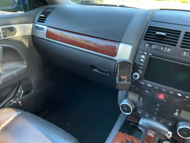Volkswagen 2.5 tdi touareg 2004, vhn-98-p - afbeelding 21 van  40