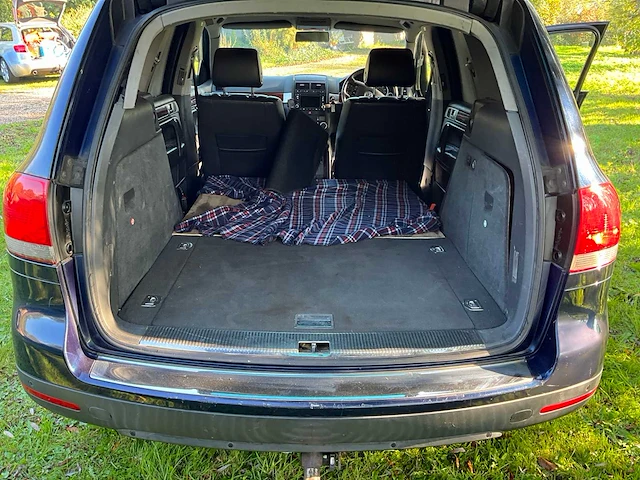 Volkswagen 2.5 tdi touareg 2004, vhn-98-p - afbeelding 26 van  40