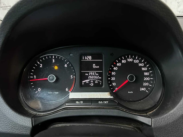 Volkswagen amarok 2.0 tdi 4m plus easy 140pk 2018, v-509-kv - afbeelding 10 van  50