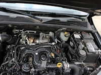 Volkswagen amarok pluscab dark lavel v6 4motion met kenteken v-141-xx. datum eerste toelating 18-04-2019. - afbeelding 6 van  16