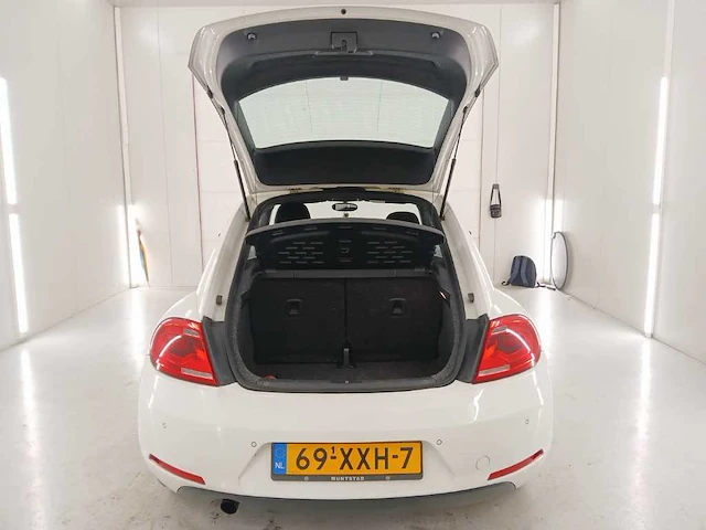 Volkswagen beetle 1.2 tsi design; 69-xxh-7 - afbeelding 11 van  14