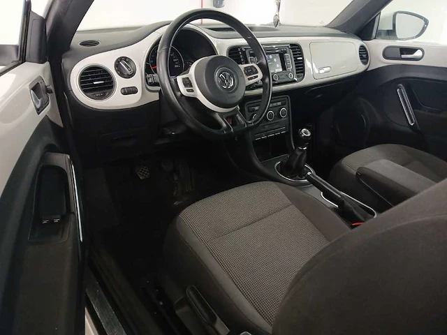 Volkswagen beetle 1.2 tsi design; 69-xxh-7 - afbeelding 12 van  14
