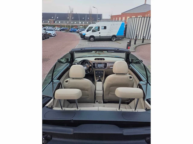 Volkswagen beetle cabriolet 1.2 tsi design bluemotion, 7-xhj-83 - afbeelding 5 van  35