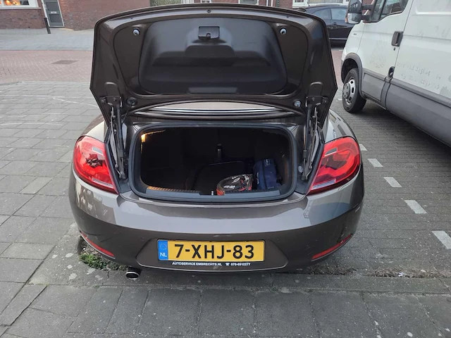 Volkswagen beetle cabriolet 1.2 tsi design bluemotion, 7-xhj-83 - afbeelding 17 van  35