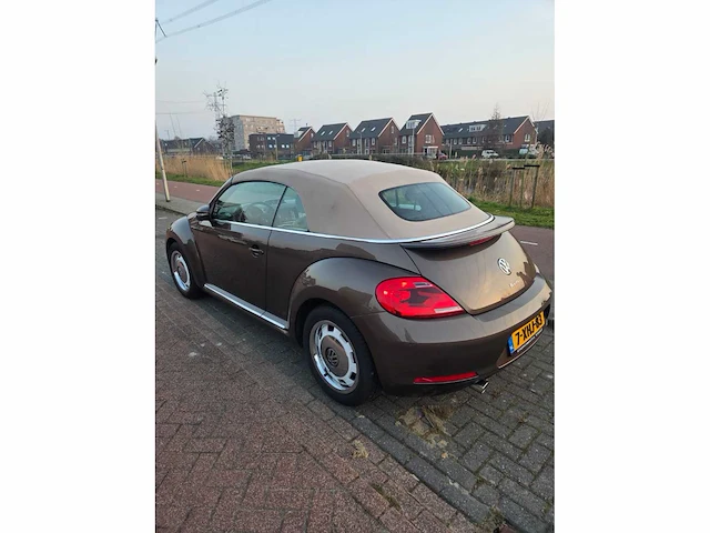 Volkswagen beetle cabriolet 1.2 tsi design bluemotion, 7-xhj-83 - afbeelding 33 van  35