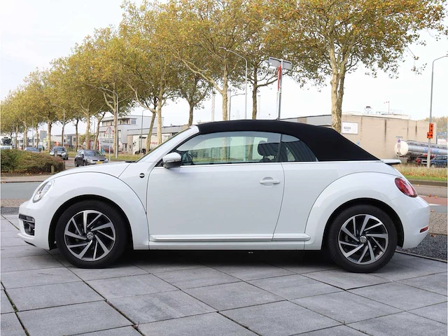 Volkswagen beetle cabriolet 1.2 tsi design bluemotion automaat 2018 - afbeelding 2 van  35