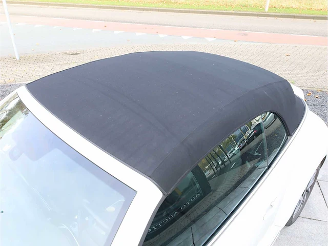 Volkswagen beetle cabriolet 1.2 tsi design bluemotion automaat 2018 - afbeelding 24 van  35