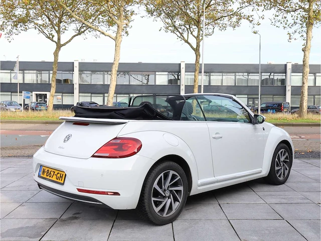 Volkswagen beetle cabriolet 1.2 tsi design bluemotion automaat 2018 - afbeelding 31 van  35