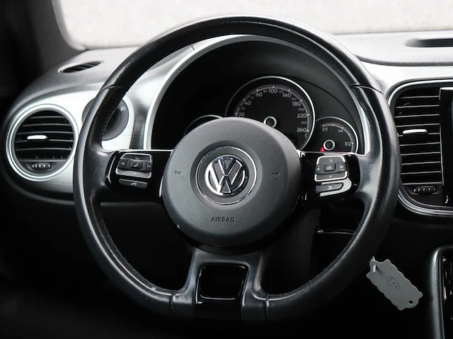 Volkswagen beetle cabriolet 1.2 tsi exclusive series car 2017 | k-632-xv - afbeelding 15 van  26