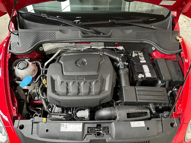Volkswagen beetle s 2.0 122pk 2018 - afbeelding 35 van  42