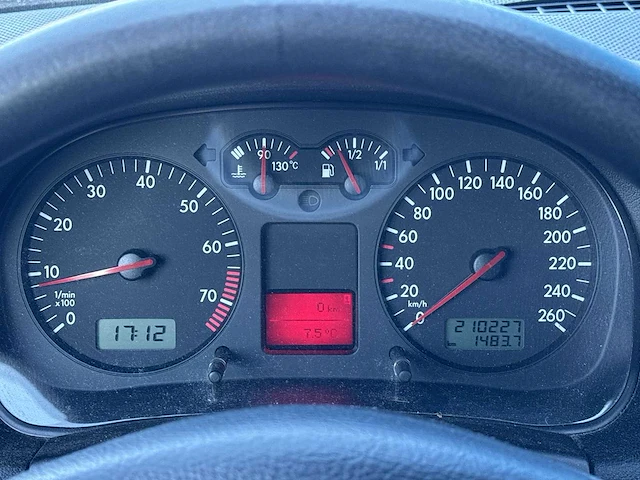 Volkswagen bora 2.0 car 2002 | 65-hv-ld - afbeelding 4 van  24