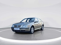 Volkswagen bora 2.0 car 2002 | 65-hv-ld - afbeelding 12 van  24