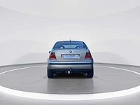 Volkswagen bora 2.0 car 2002 | 65-hv-ld - afbeelding 20 van  24