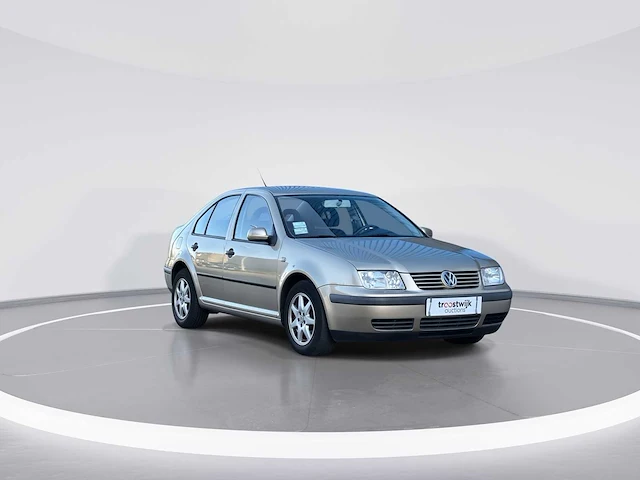 Volkswagen bora 2.0 car 2002 | 65-hv-ld - afbeelding 23 van  24
