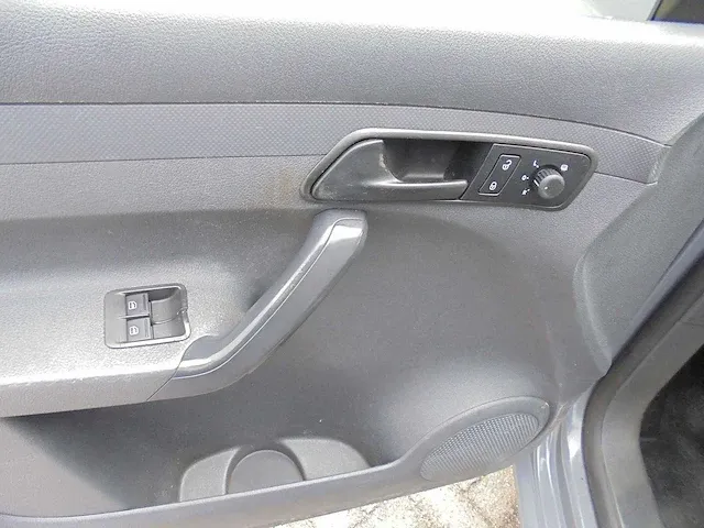 Volkswagen caddy - 1.6 tdi - vb-572-t - afbeelding 12 van  14