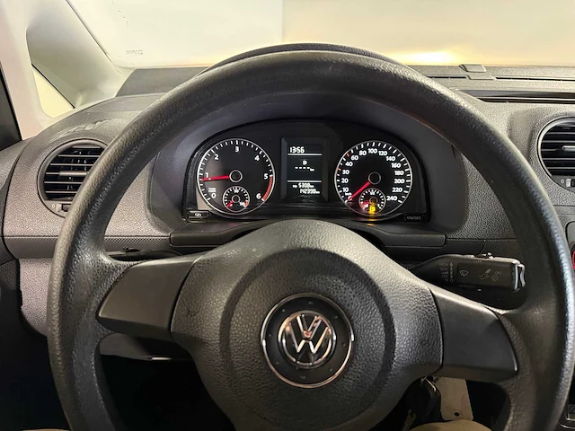 Volkswagen caddy 1.6 tdi koelwagen, 9-vsk-03 - afbeelding 2 van  13