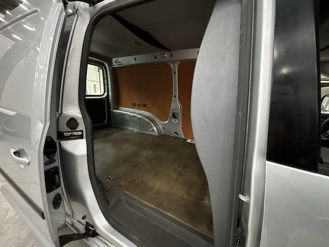 Volkswagen caddy 1.6 tdi maxi | 8-vnk-04 | i - afbeelding 16 van  29