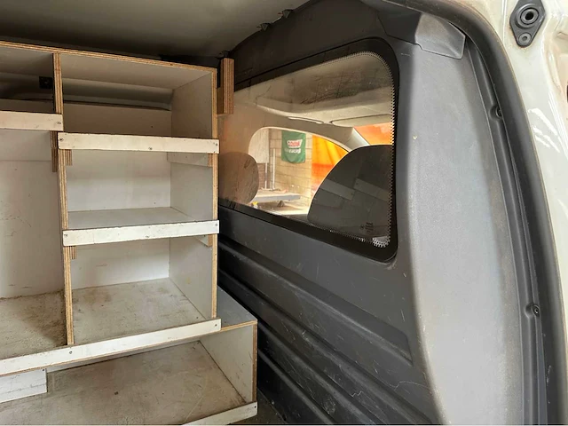 Volkswagen caddy 2014 diesel - afbeelding 10 van  39