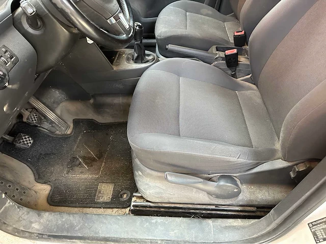Volkswagen caddy 2014 diesel - afbeelding 25 van  39