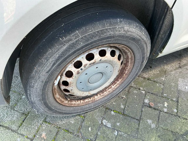 Volkswagen caddy bedrijfswagen (36-bv-kl) - afbeelding 32 van  34