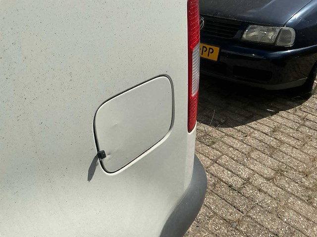 Volkswagen caddy bedrijfswagen (36-bv-kl) - afbeelding 33 van  34