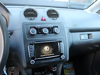 Volkswagen caddy tdi met kenteken 2-vvf-28. btw voertuig. datum eerste toelating 11-04-2012. - afbeelding 2 van  13