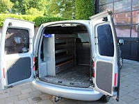 Volkswagen caddy tdi met kenteken 2-vvf-28. btw voertuig. datum eerste toelating 11-04-2012. - afbeelding 3 van  13