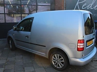 Volkswagen caddy tdi met kenteken 2-vvf-28. btw voertuig. datum eerste toelating 11-04-2012. - afbeelding 7 van  13