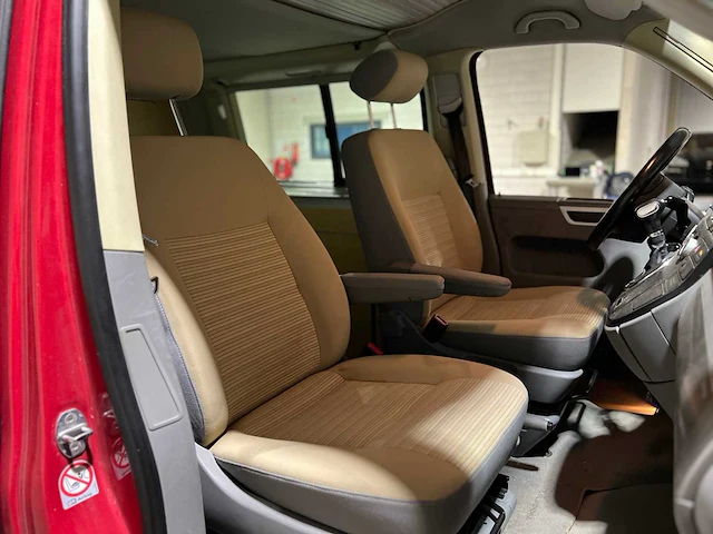 Volkswagen california 2.5 camper (hefdak) 174pk 2005 (automaat), 72-tb-bh youngtimer - afbeelding 24 van  43