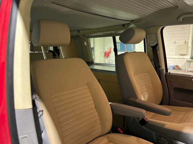 Volkswagen california 2.5 camper (hefdak) 174pk 2005 (automaat), 72-tb-bh youngtimer - afbeelding 26 van  43