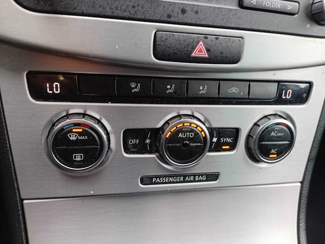 Volkswagen cc 2.0 tdi bluemotion, 39-zlj-9 - afbeelding 6 van  26