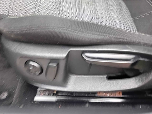 Volkswagen cc 2.0 tdi bluemotion, 39-zlj-9 - afbeelding 13 van  26