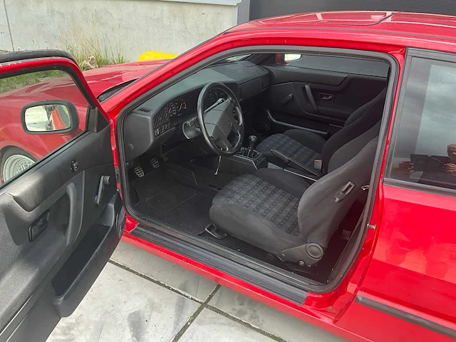 Volkswagen corrado g60 personenauto - afbeelding 8 van  21