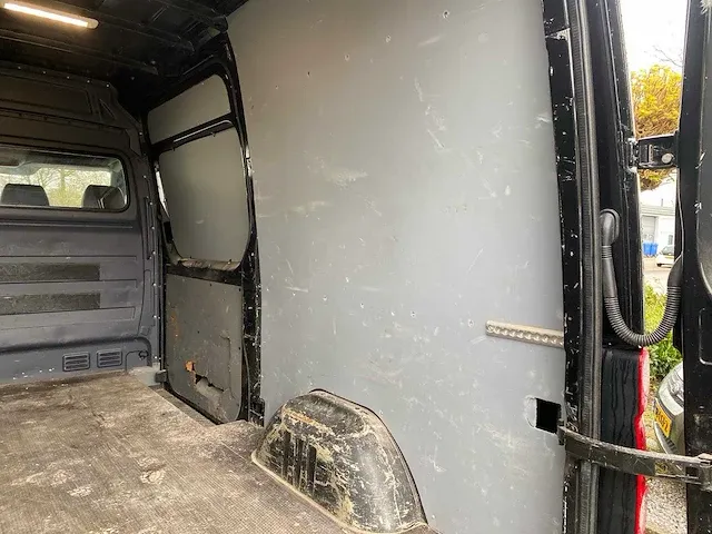 Volkswagen crafter - 35 2.0 tdi l2h1 - vxt-64-x - afbeelding 17 van  30