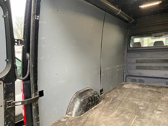 Volkswagen crafter - 35 2.0 tdi l2h1 - vxt-64-x - afbeelding 19 van  30