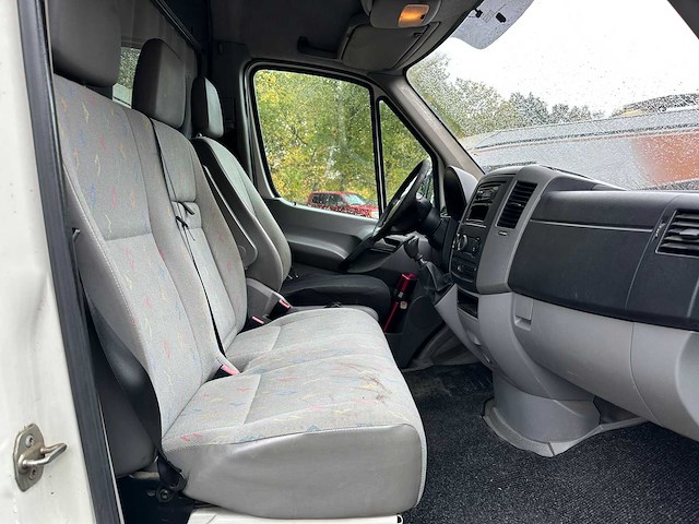 Volkswagen crafter 2.5 tdi l2h2 109pk 2008, ts-791-b - afbeelding 19 van  28