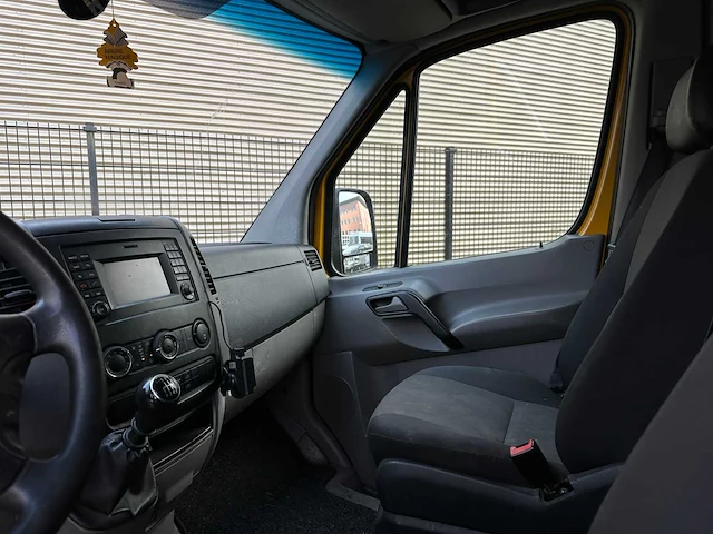 Volkswagen crafter 35 2.0 tdi bmdc 136pk 2015, vl-374-h bedrijfswagen - afbeelding 4 van  35