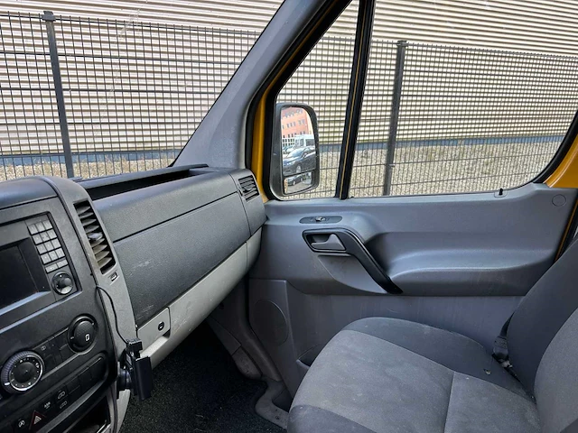 Volkswagen crafter 35 2.0 tdi bmdc 136pk 2015, vl-374-h bedrijfswagen - afbeelding 13 van  35