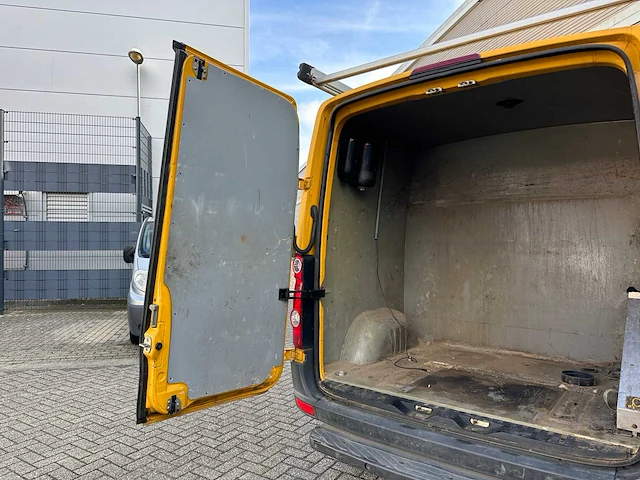 Volkswagen crafter 35 2.0 tdi bmdc 136pk 2015, vl-374-h bedrijfswagen - afbeelding 19 van  35