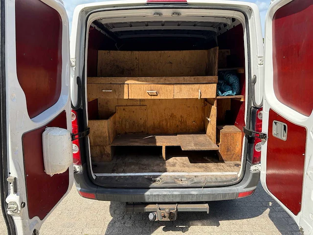 Volkswagen crafter 35 2.0 tdi l1h1, vh-569-h - afbeelding 11 van  15