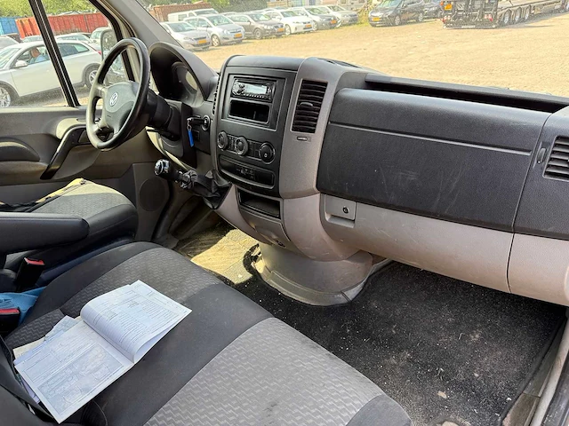 Volkswagen crafter 35 2.0 tdi l1h1, vh-569-h - afbeelding 12 van  15