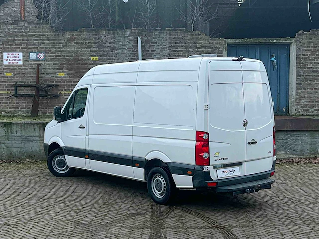 Volkswagen crafter 35 2.0 tdi l2h1 109pk 2013, vd-764-p - afbeelding 4 van  35