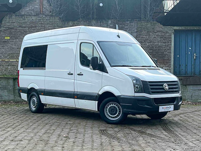 Volkswagen crafter 35 2.0 tdi l2h1 109pk 2013, vd-764-p - afbeelding 32 van  35