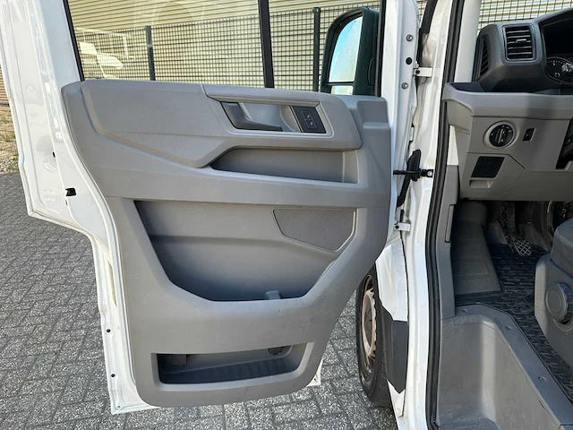 Volkswagen crafter 35 2.0 tdi l3h3 140pk 2019, vrx-19-r bedrijfswagen - afbeelding 13 van  30