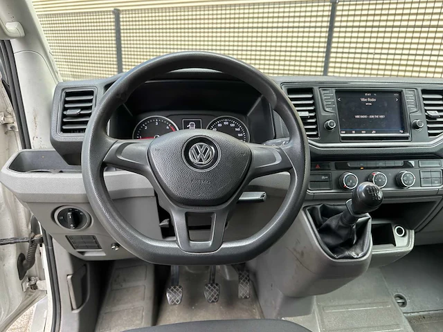 Volkswagen crafter 35 2.0 tdi l4 177pk 2018, vnn-83-d bedrijfswagen - afbeelding 4 van  27
