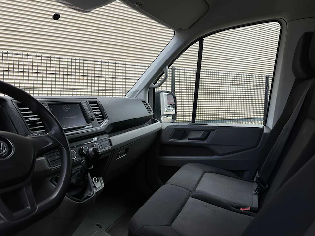 Volkswagen crafter 35 2.0 tdi l4 177pk 2018, vnn-83-d bedrijfswagen - afbeelding 5 van  27